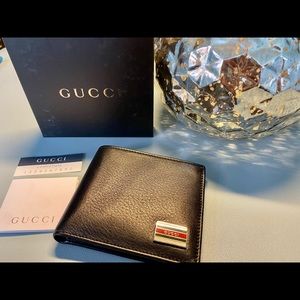 Gucci Black Bi-fold Wallet New in Box